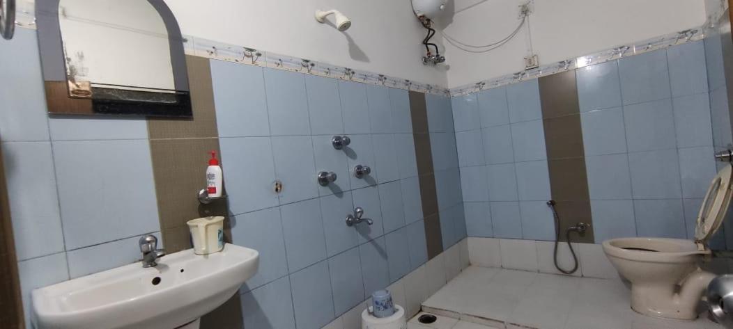 Hotel Nandanik Palace Fālākāta Dış mekan fotoğraf