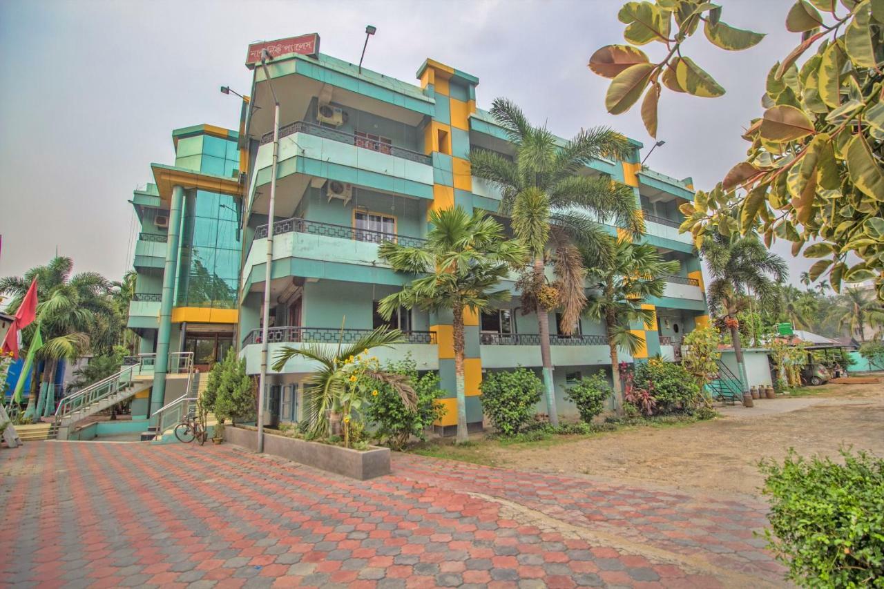 Hotel Nandanik Palace Fālākāta Dış mekan fotoğraf